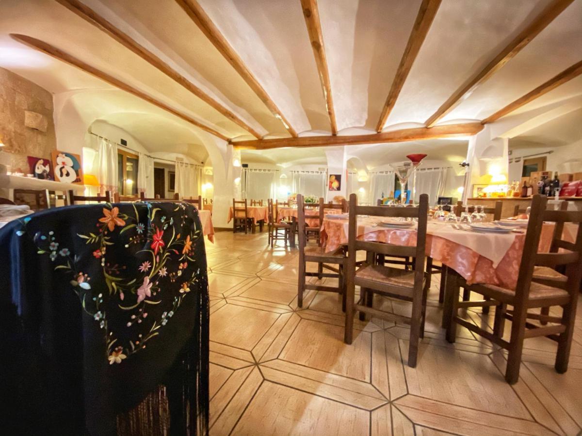 Locanda Tipica Sa Corte Ольєна Екстер'єр фото