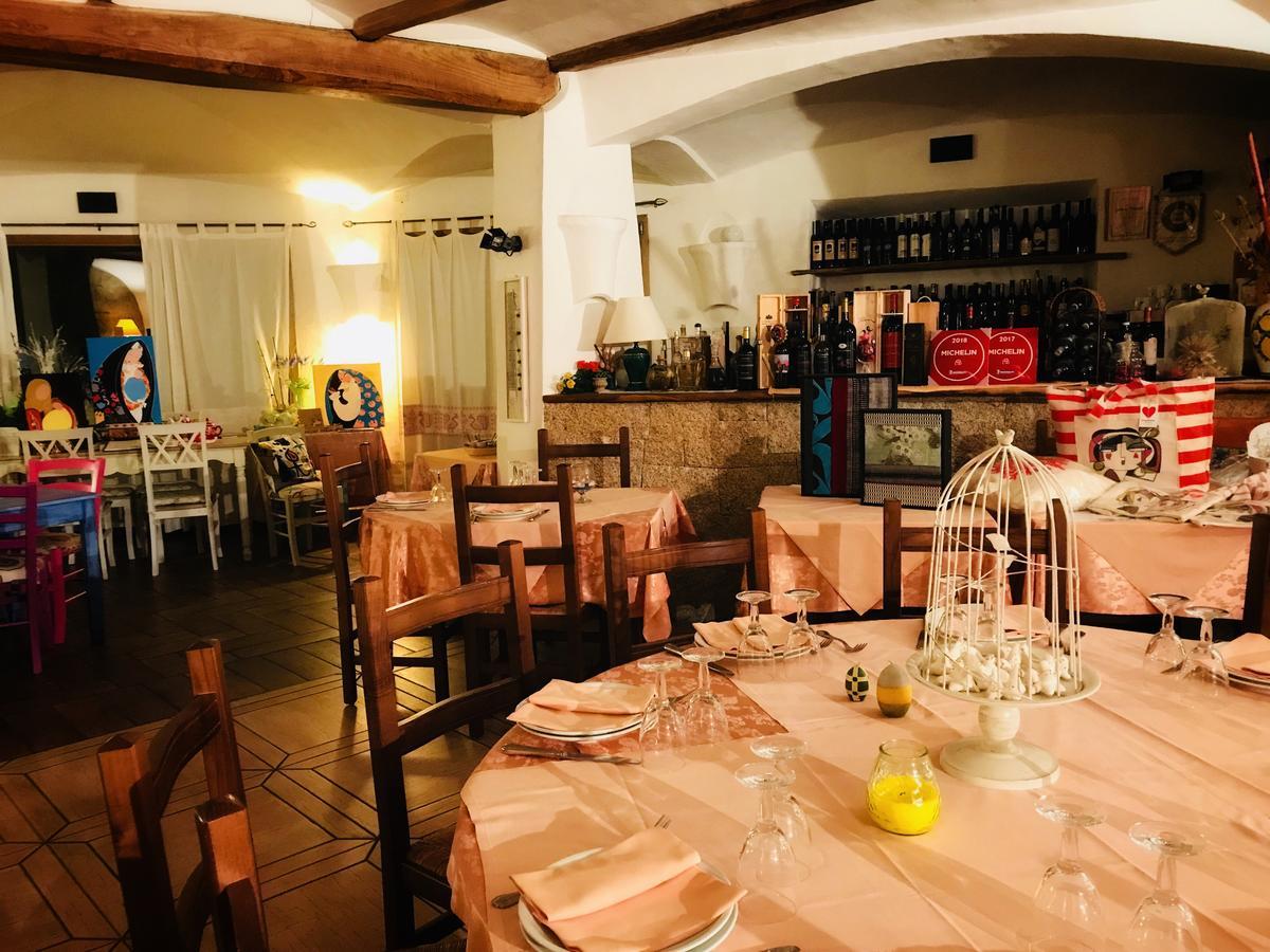 Locanda Tipica Sa Corte Ольєна Екстер'єр фото